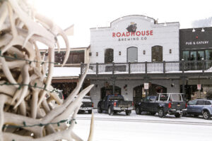 Roadhouse pub